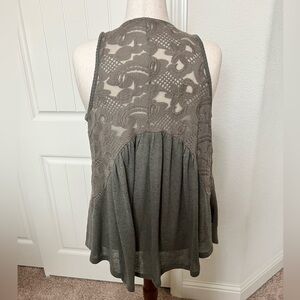 Maurices Olive Green Open-Knit Sleeveless Cardigan – Size XL